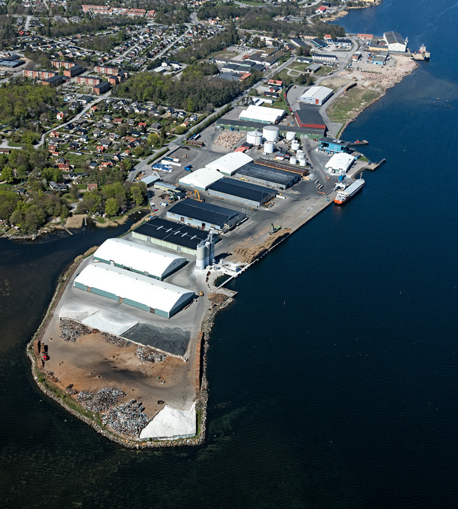 Drönarbild över Sölvesborgs Stuveri och Hamn