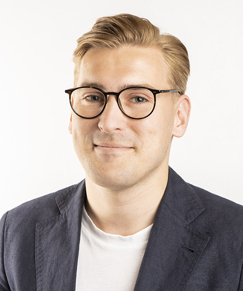 Robin Ruuska, Digital administratör